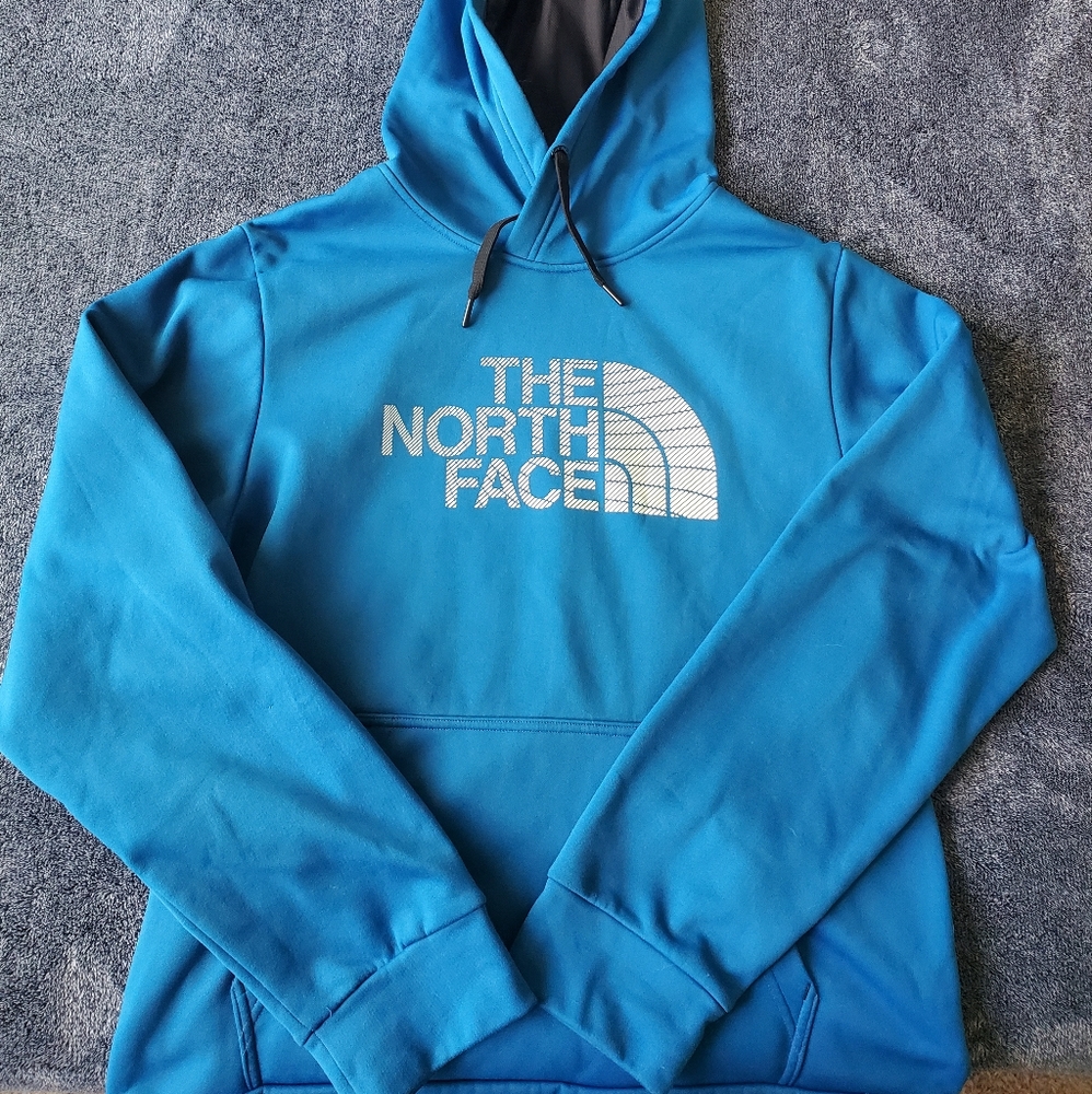 North Face Men's hoodie large